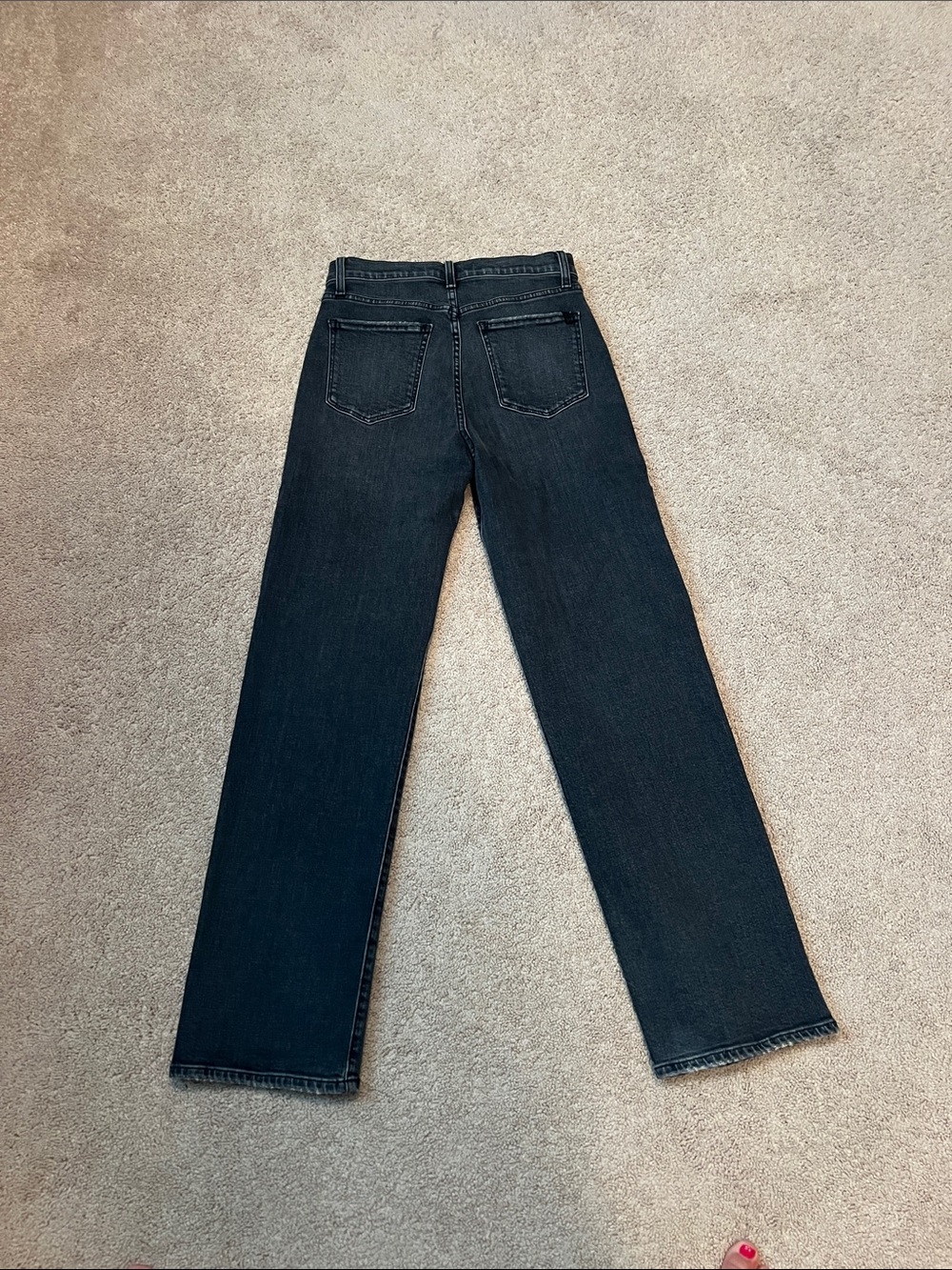 Joe's Jeans women’s high-rise see you later jeans in black wash. Size 28.